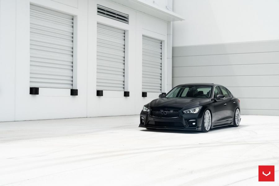  Infiniti Q50S on Vossen Wheels (CV10) 2019 года  (фото 16 из 21)